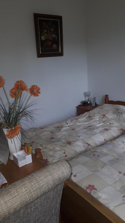 B&B De Tulp Retie Eksteriør billede