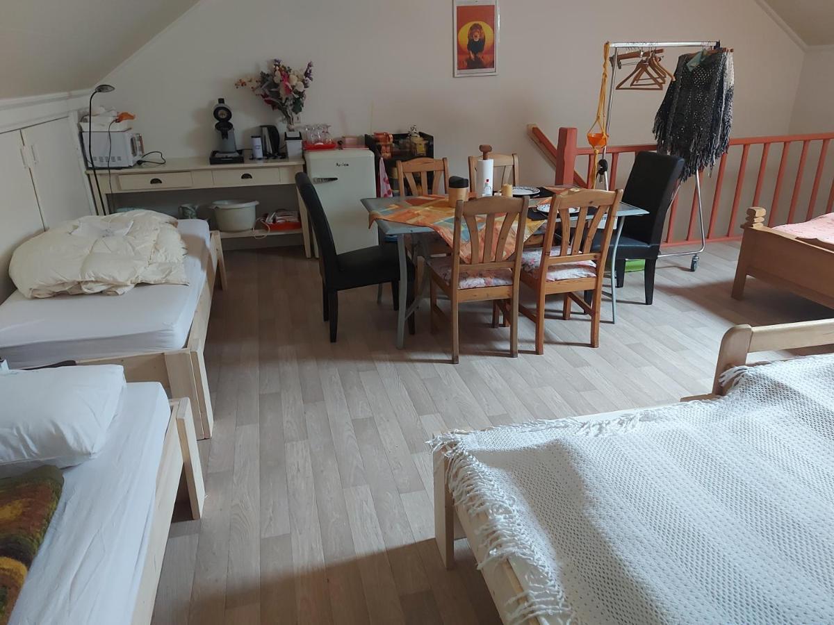B&B De Tulp Retie Eksteriør billede