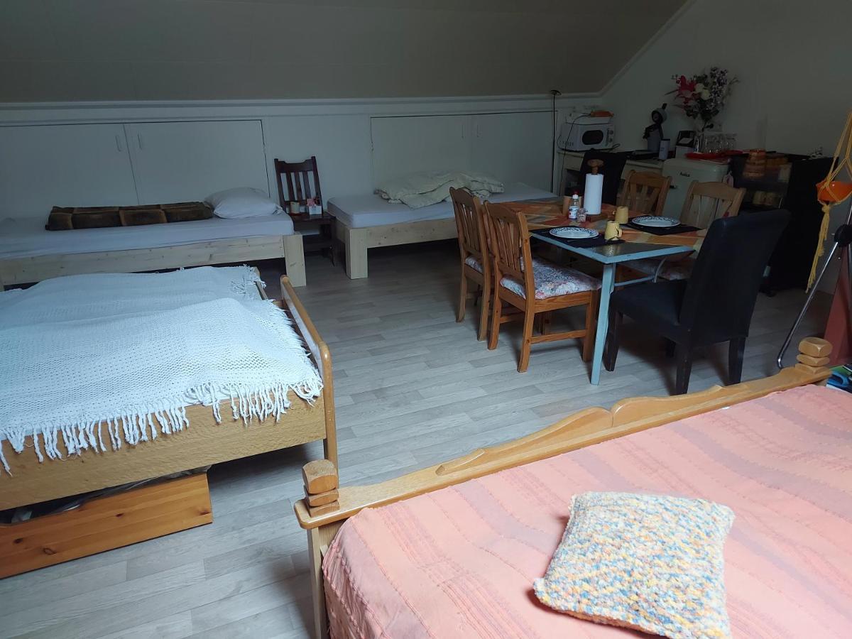 B&B De Tulp Retie Eksteriør billede